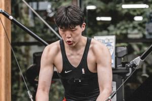 杨瀚森:我想努力成为一个让中国和波特兰大家骄傲的球员