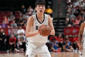 拓记:有杨瀚森的比赛预计每场1千万中国人观看 上赛季不足100万