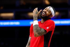 英格拉姆：刚到多伦多时这每天都在下雪 不知道这里还会变暖和