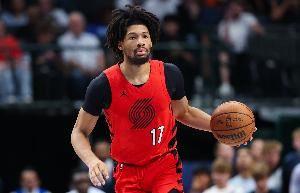  人手短缺！夏普右小腿酸痛今日缺战 此前罗威、霍勒迪都确定不打